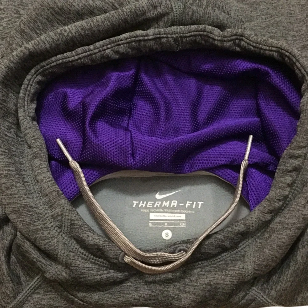 🆕Nike Therma-Fit Hooded Sweatshirt, Size Small - Picture 4 of 9